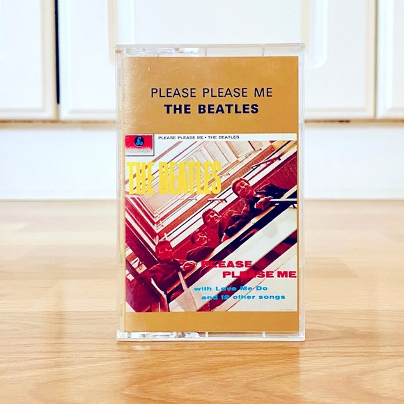 THE BEATLES Cassette Tape - Picture 1 of 6